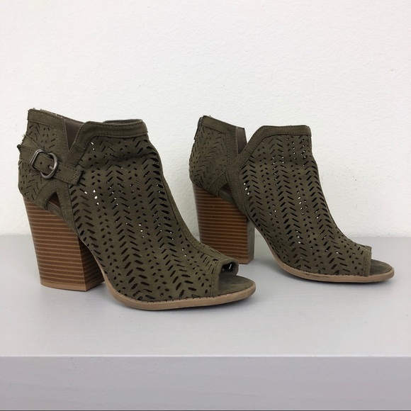 Qupid Shoes - Olive Green Cutout Peep Toe Chunky Block Heels